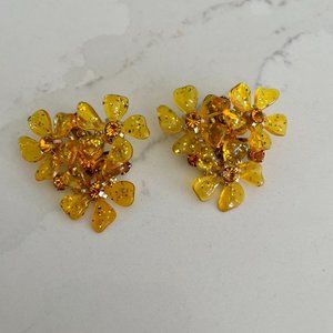 Vintage Burnt Yellow Gold Flecked Floral Rhinestone Clip On Earrings